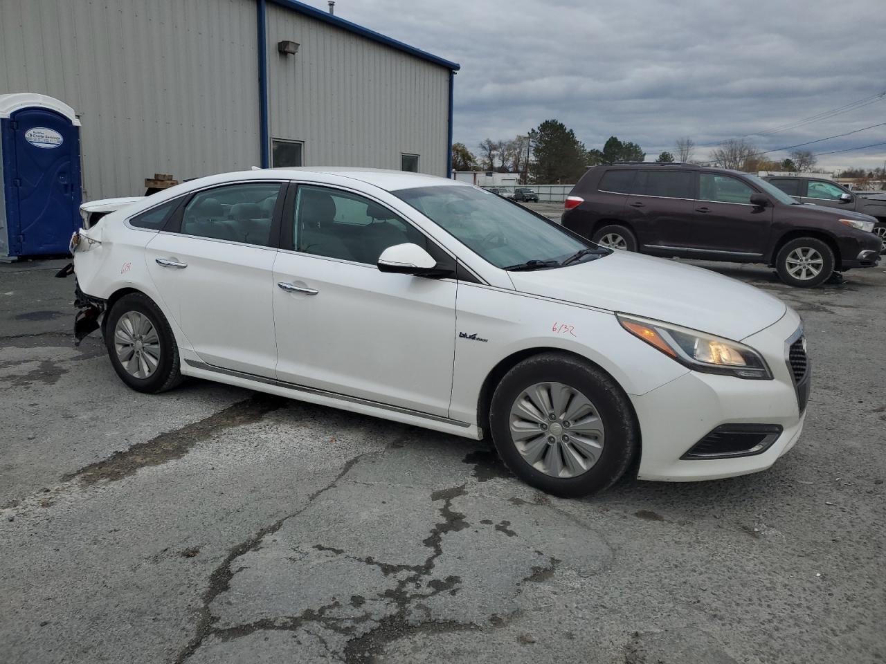 VIN KMHE24L17GA036862 2016 HYUNDAI SONATA no.4