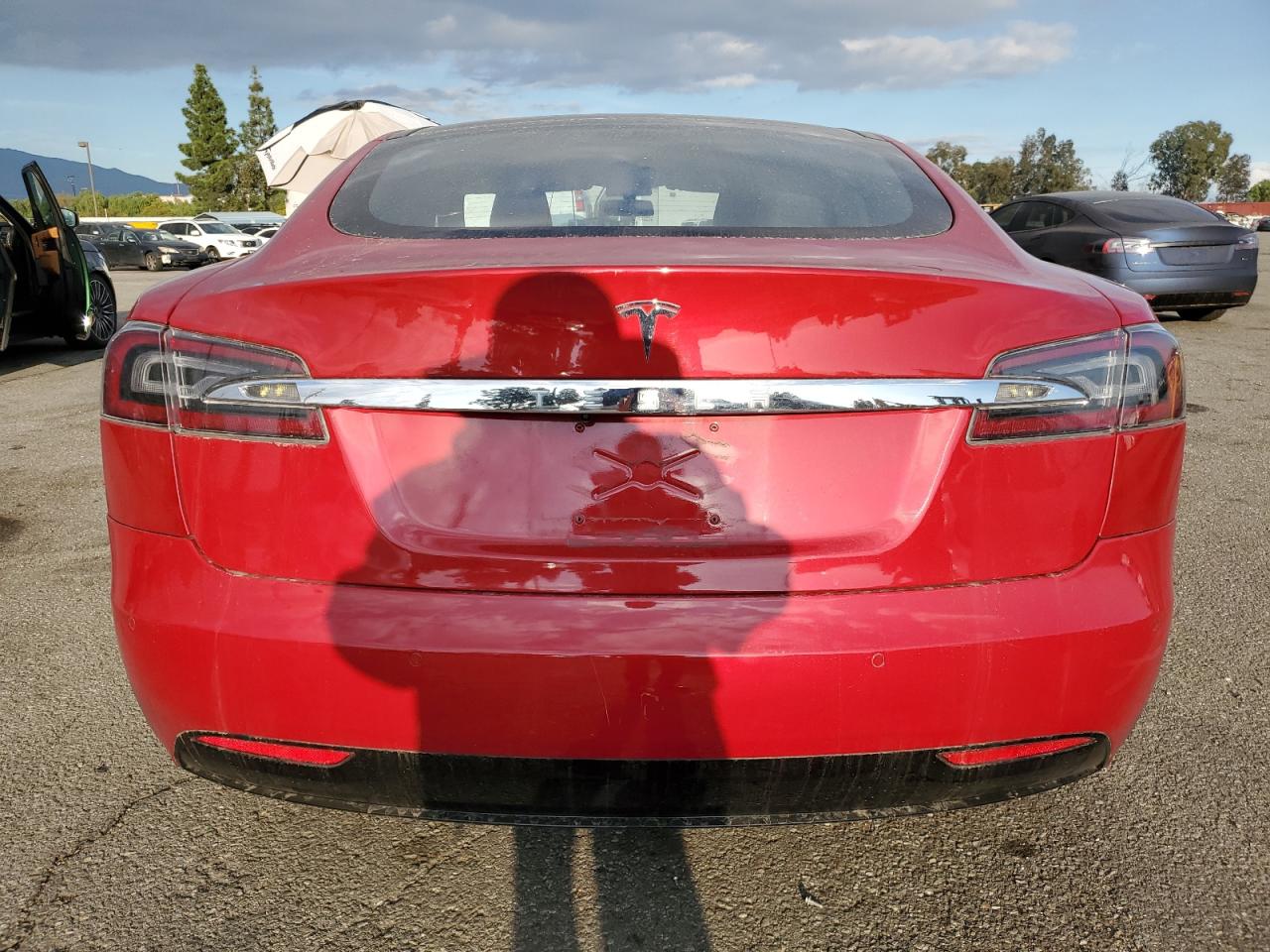 2018 Tesla Model S VIN: 5YJSA1E22JF272459 Lot: 77368494