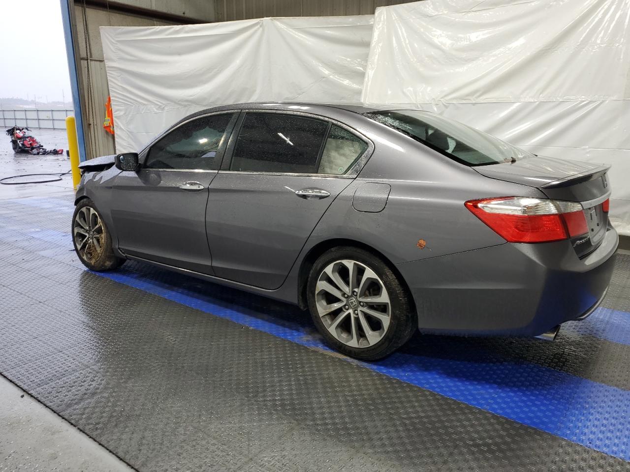 2015 Honda Accord - Image 2