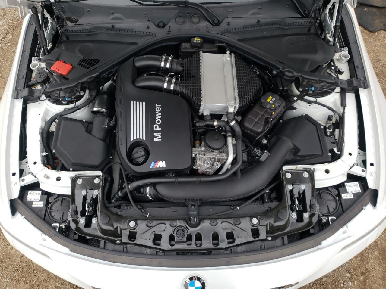 2015 BMW M4 - Image 12