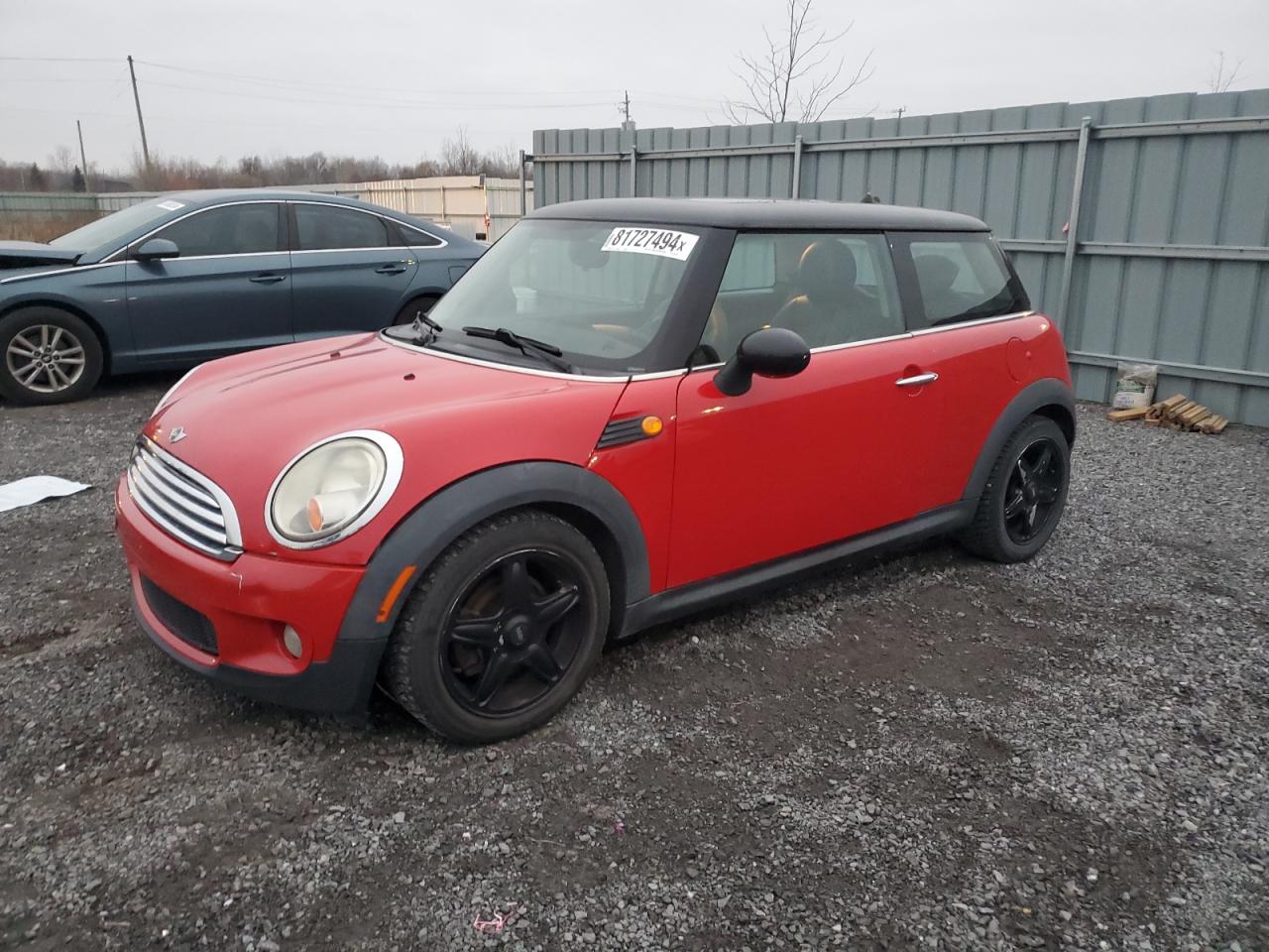 2008 Mini Cooper VIN: WMWMF335X8TU67121 Lot: 81727494