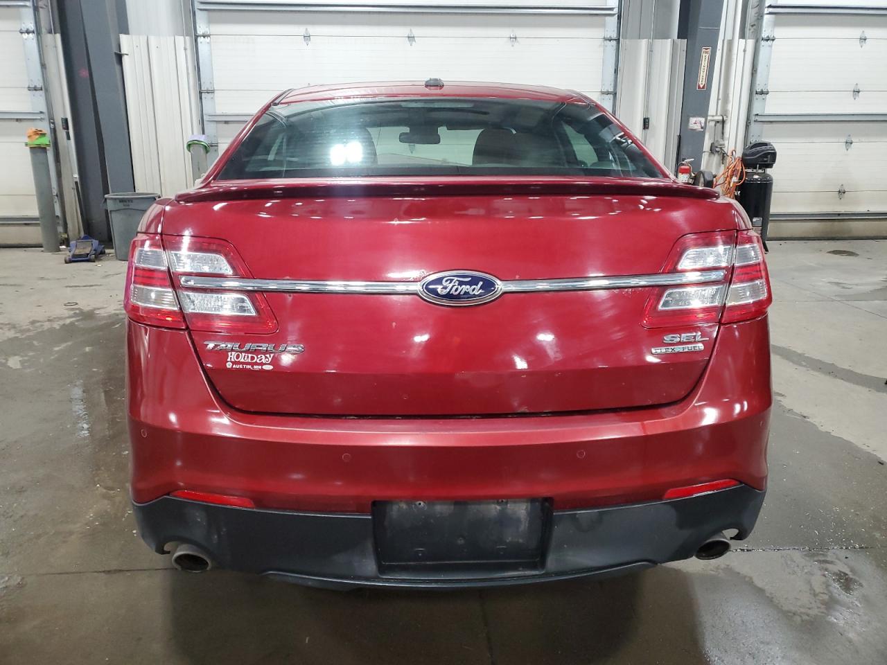 2013 Ford Taurus - Image 6