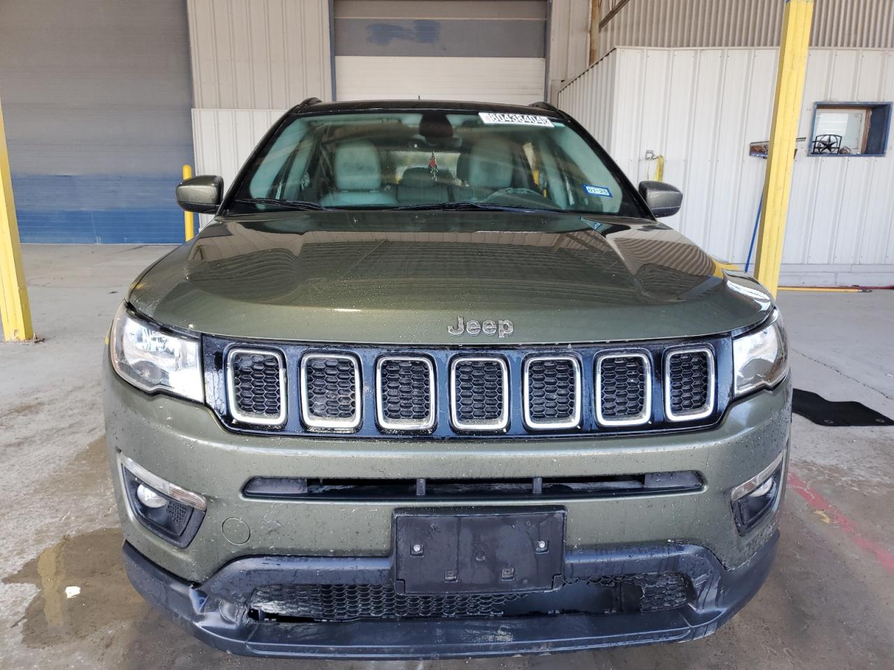 VIN 3C4NJCBB4JT105938 2018 JEEP COMPASS no.5