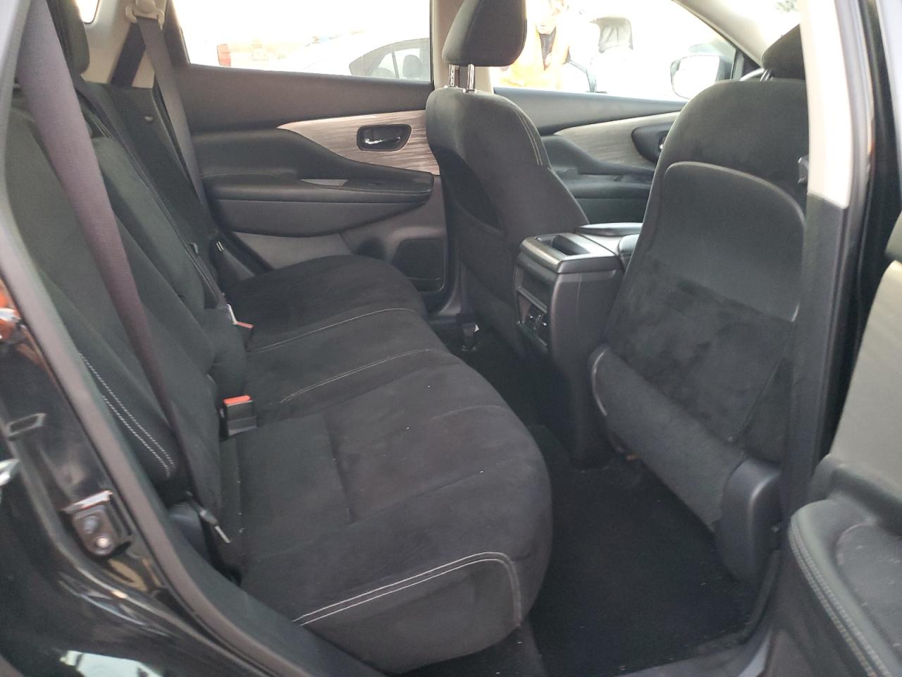 2015 Nissan Murano - Image 11