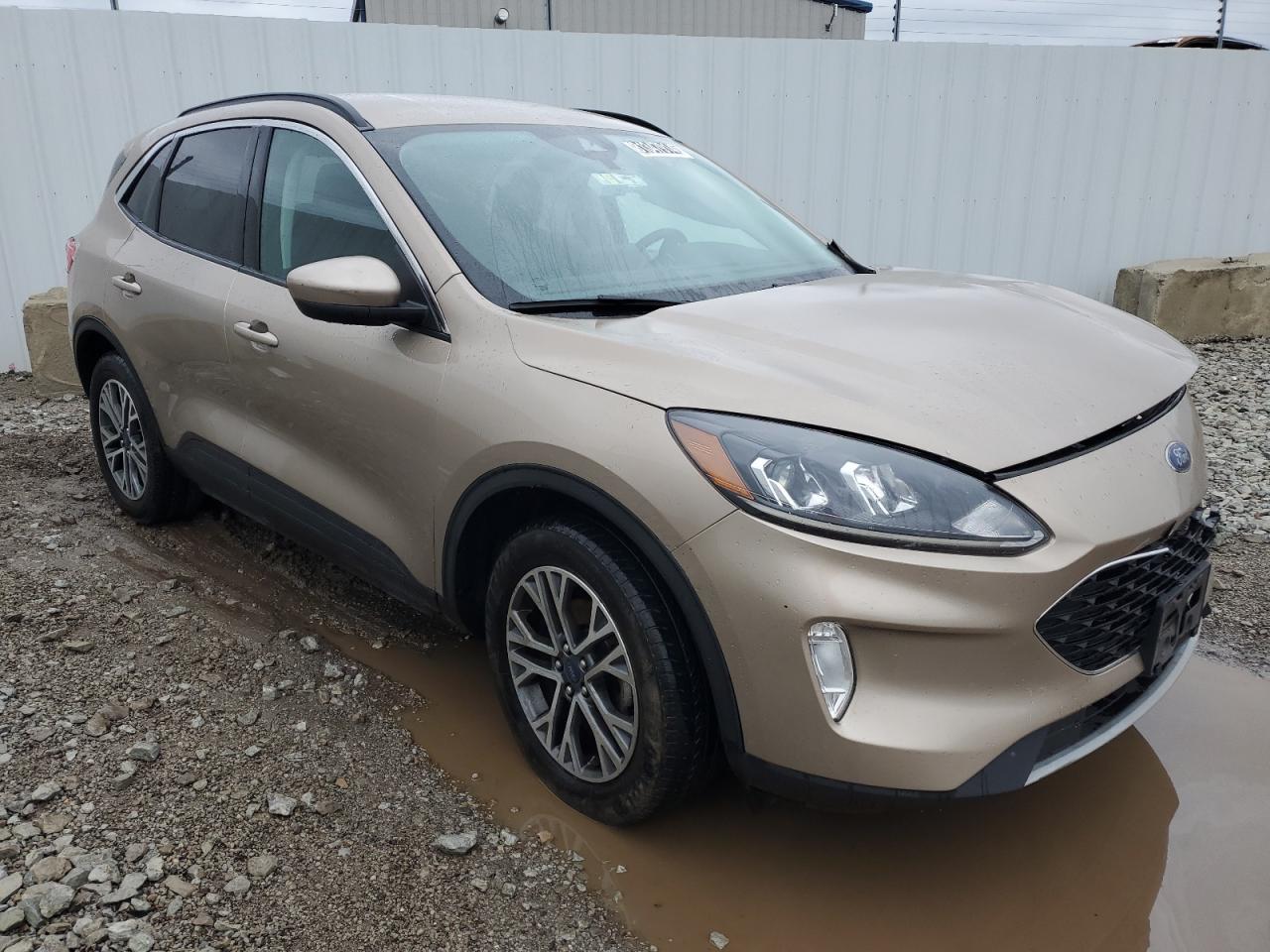 2021 Ford Escape - Image 4