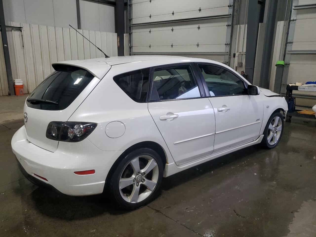2006 Mazda 3 - Image 3