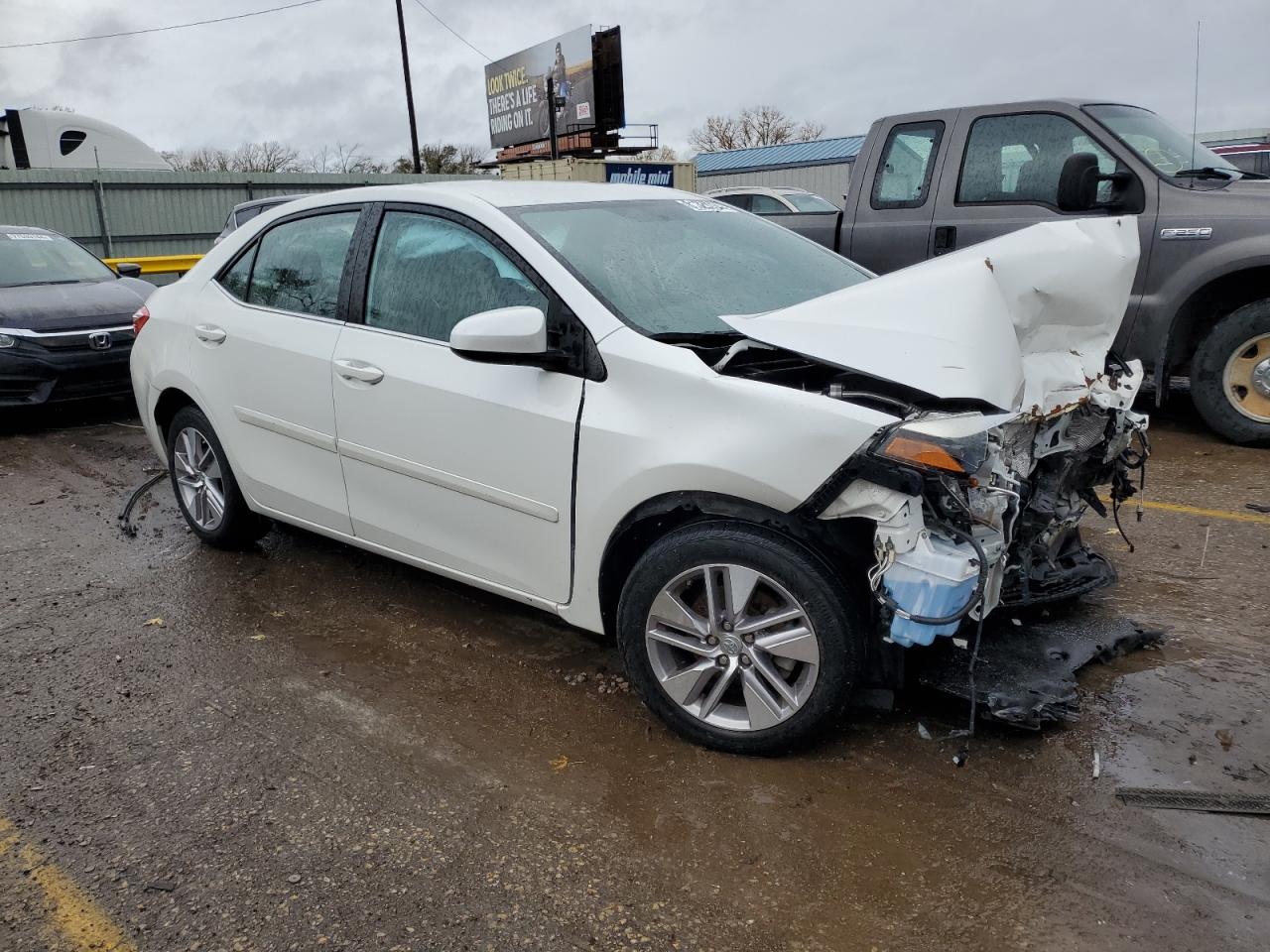 2015 Toyota Corolla - Image 4