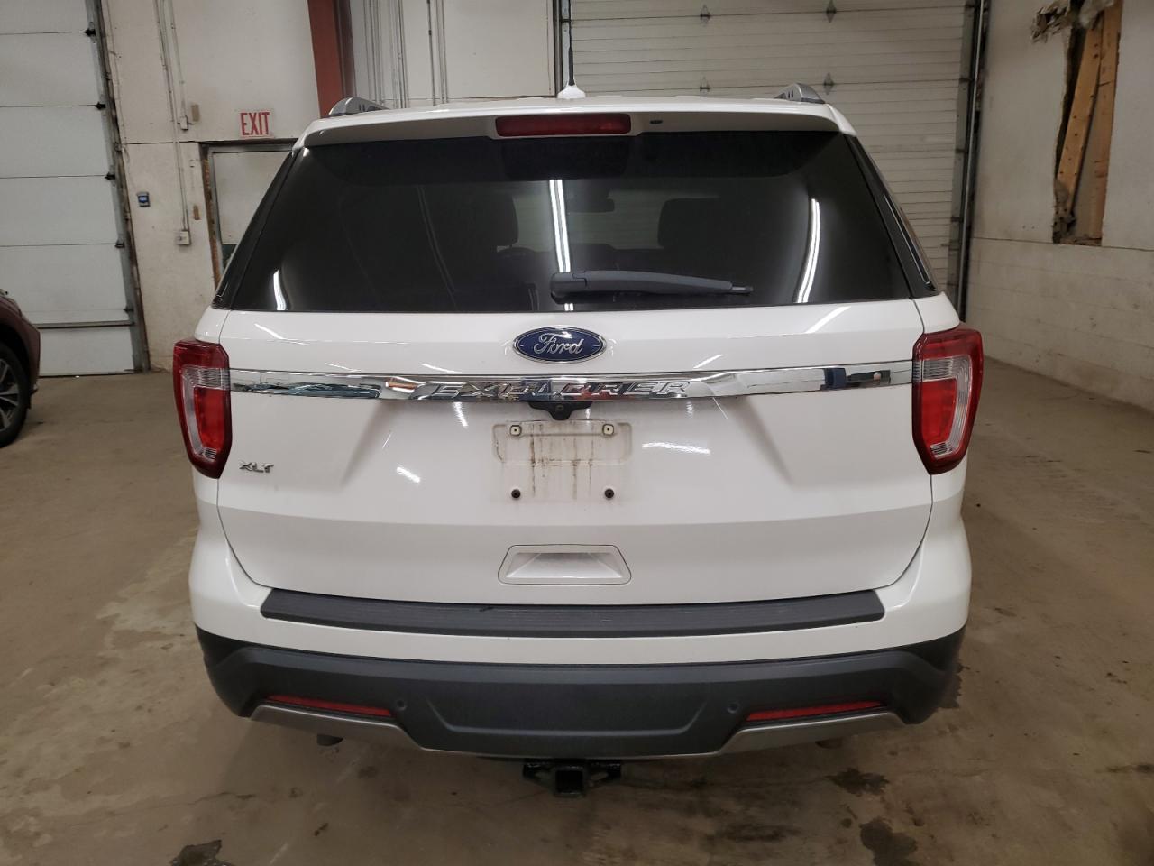 2019 Ford Explorer - Image 6