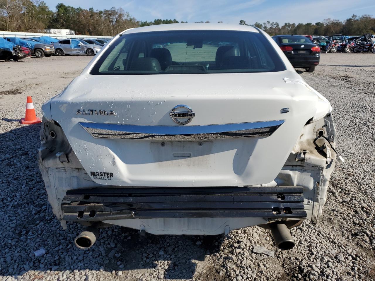 2015 Nissan Altima - Image 6