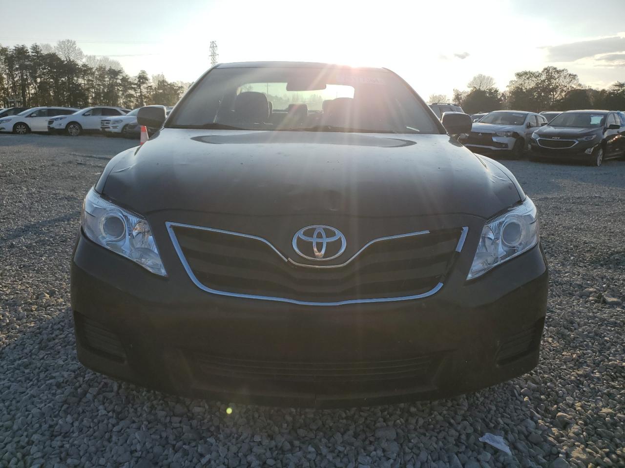 2011 Toyota Camry - Image 5