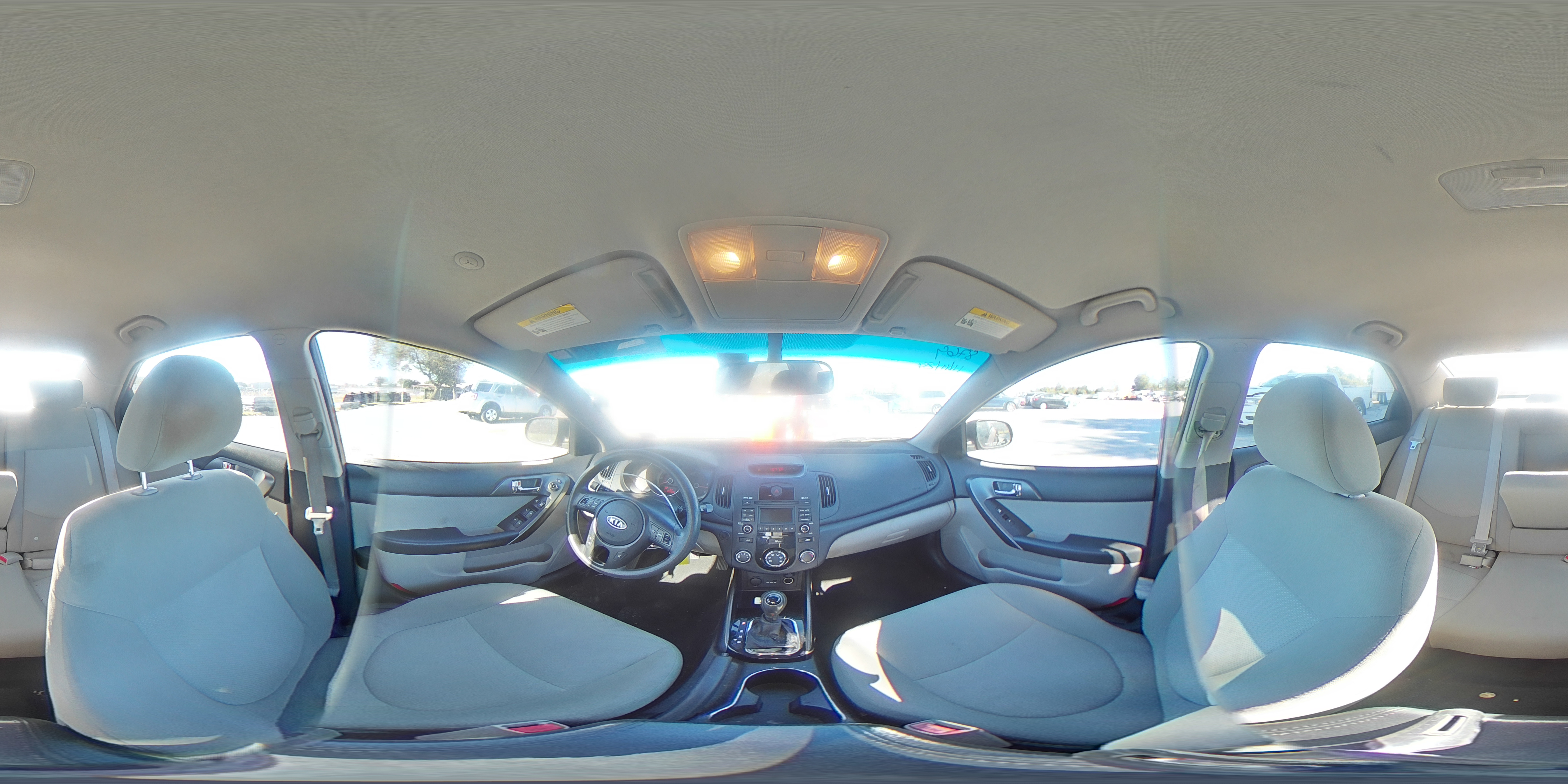 2013 Kia Forte - Image 12