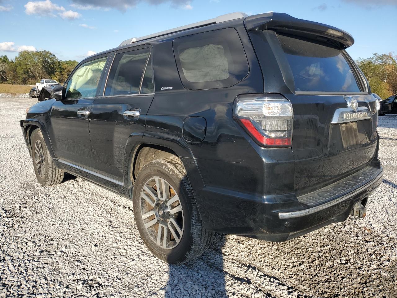 2014 Toyota 4Runner - Image 2