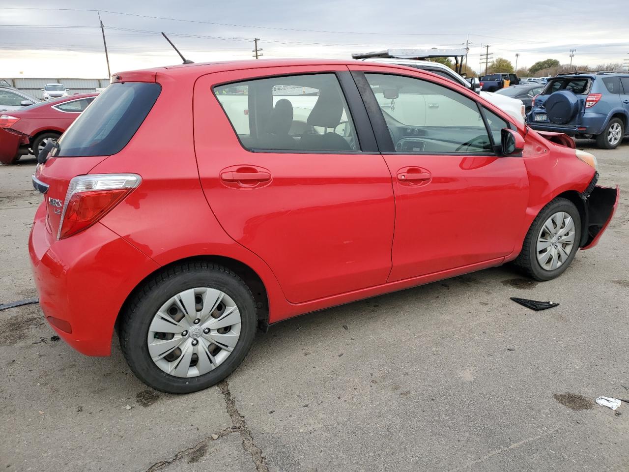 VIN JTDKTUD32DD557308 2013 TOYOTA YARIS no.3