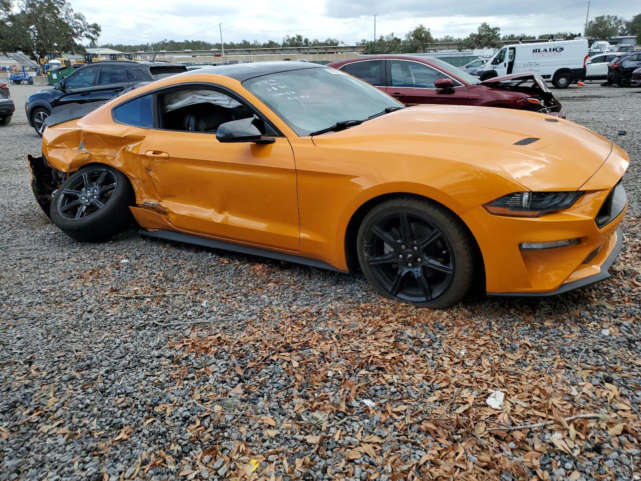 2019 Ford Mustang - Image 4