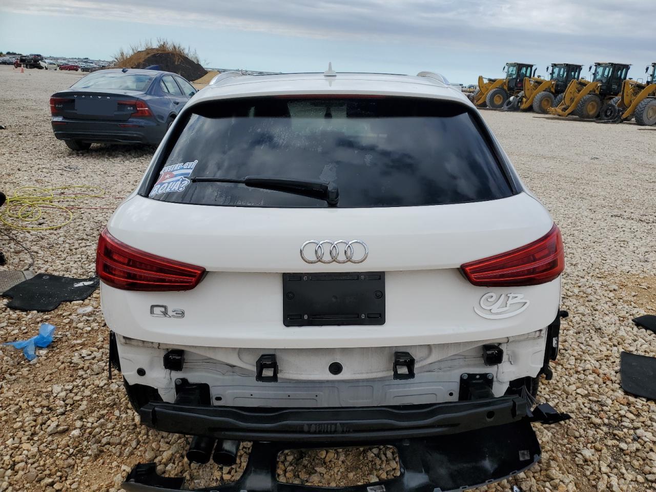 VIN WA1BCCFS0JR029614 2018 AUDI Q3 no.6