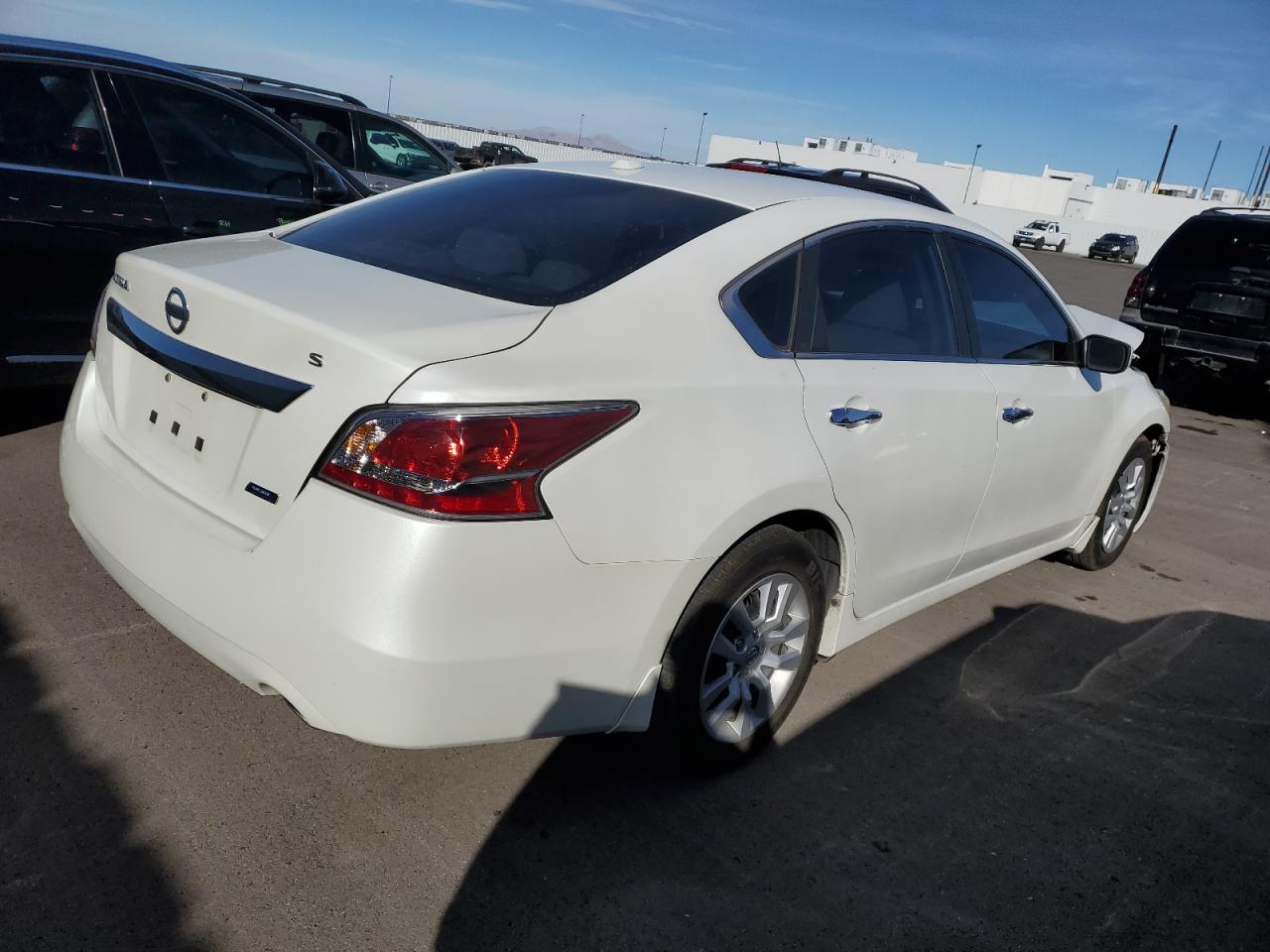 2014 Nissan Altima - Image 3