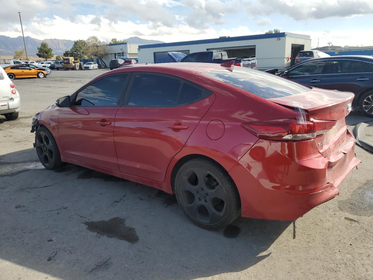 VIN 5NPD84LF8JH299601 2018 HYUNDAI ELANTRA no.2