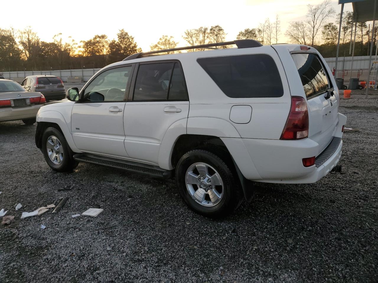 2005 Toyota 4Runner - Image 2
