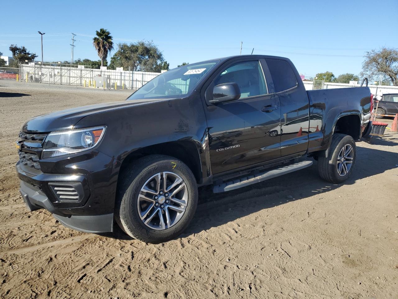 VIN 1GCHSBEN7N1215390 2022 CHEVROLET COLORADO no.1