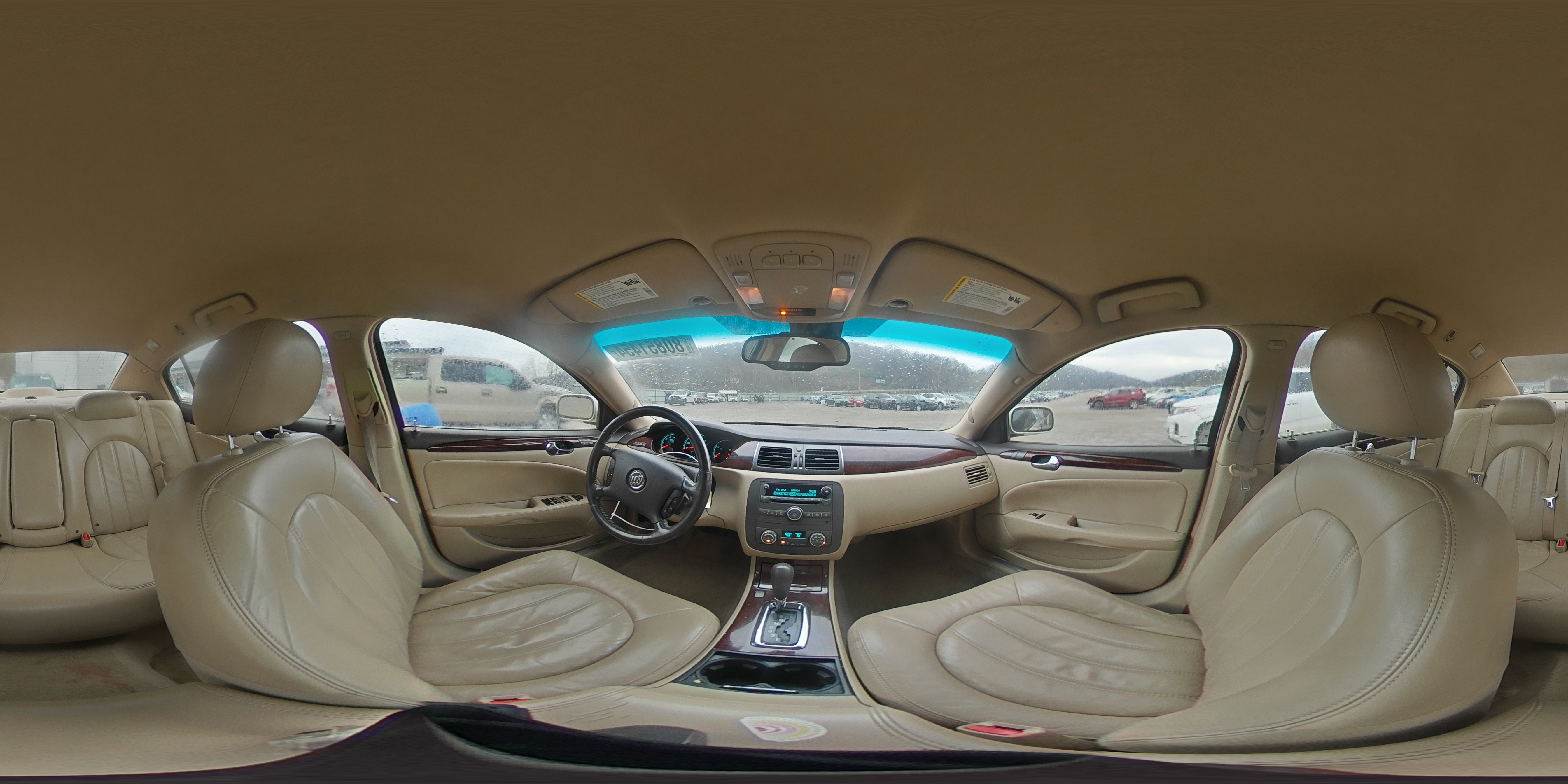 2010 Buick Lucerne - Image 13