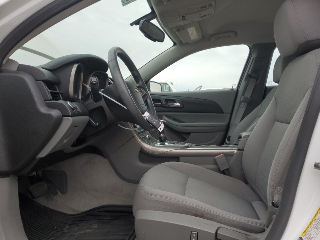 2013 Chevrolet Malibu - Image 7