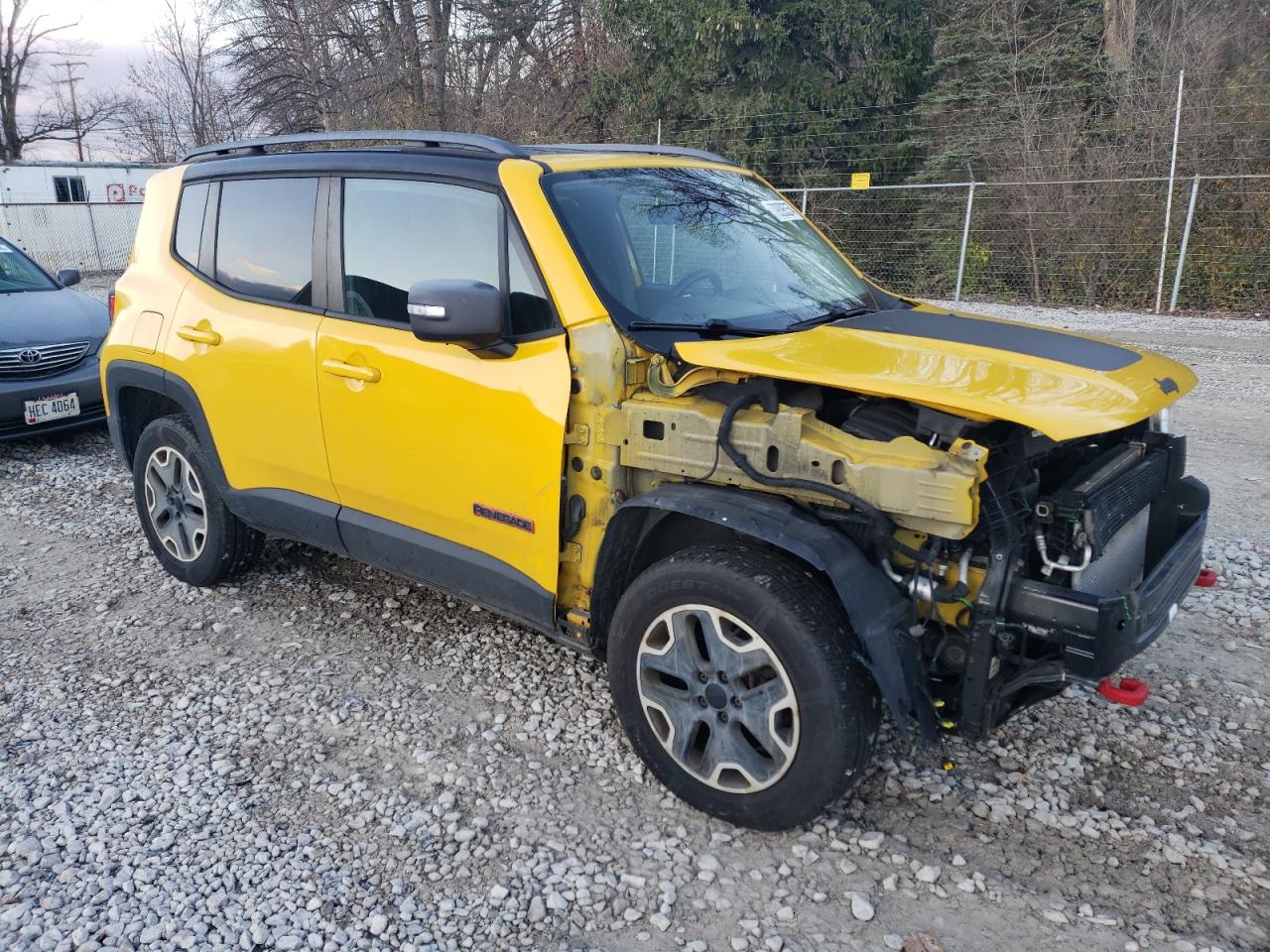 VIN ZACCJBCTXFPB50633 2015 JEEP RENEGADE no.4