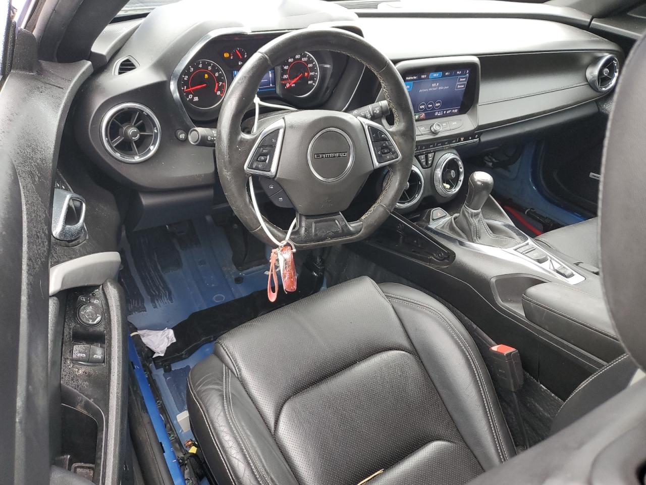 2022 Chevrolet Camaro - Image 8