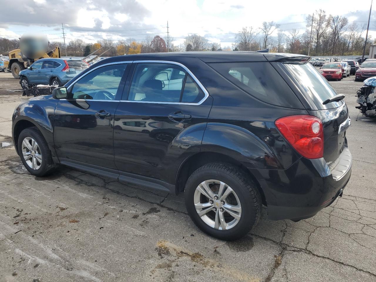2010 Chevrolet Equinox - Image 2