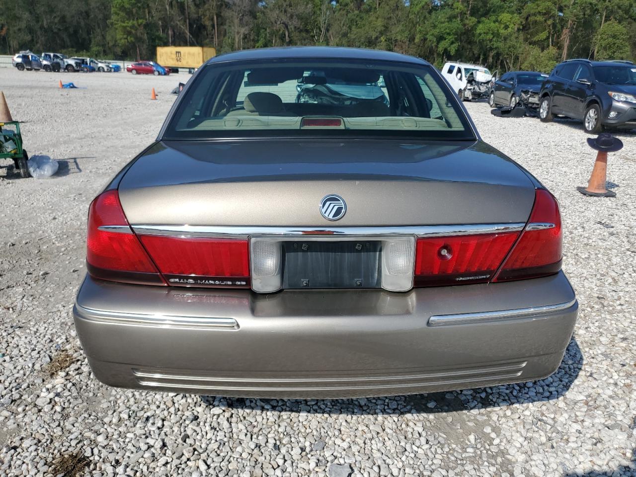 2002 Mercury Grand Marquis Gs VIN: 2MEFM74W82X627439 Lot: 78937194