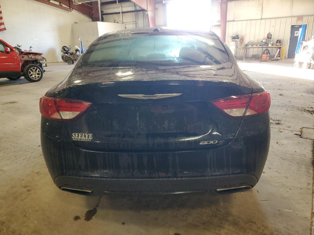 2016 Chrysler 200 - Image 6