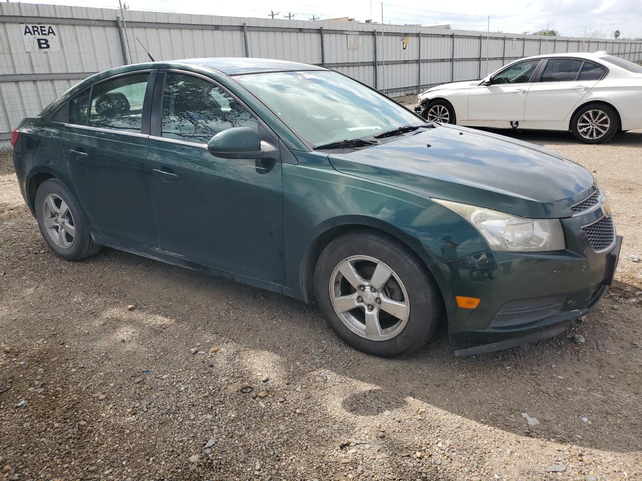 VIN 1G1PC5SB5E7264873 2014 CHEVROLET CRUZE no.4