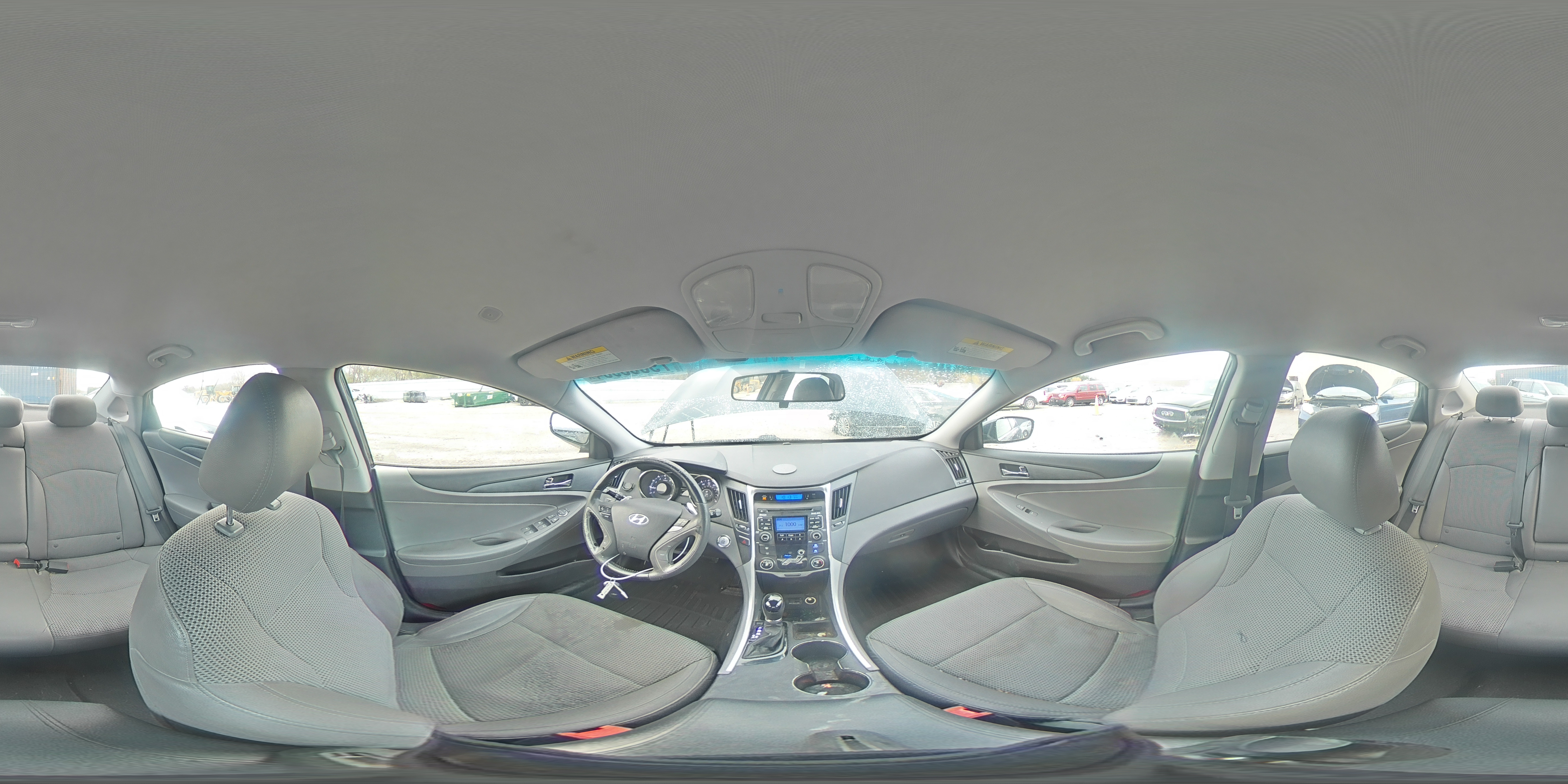 2011 Hyundai Sonata - Image 12