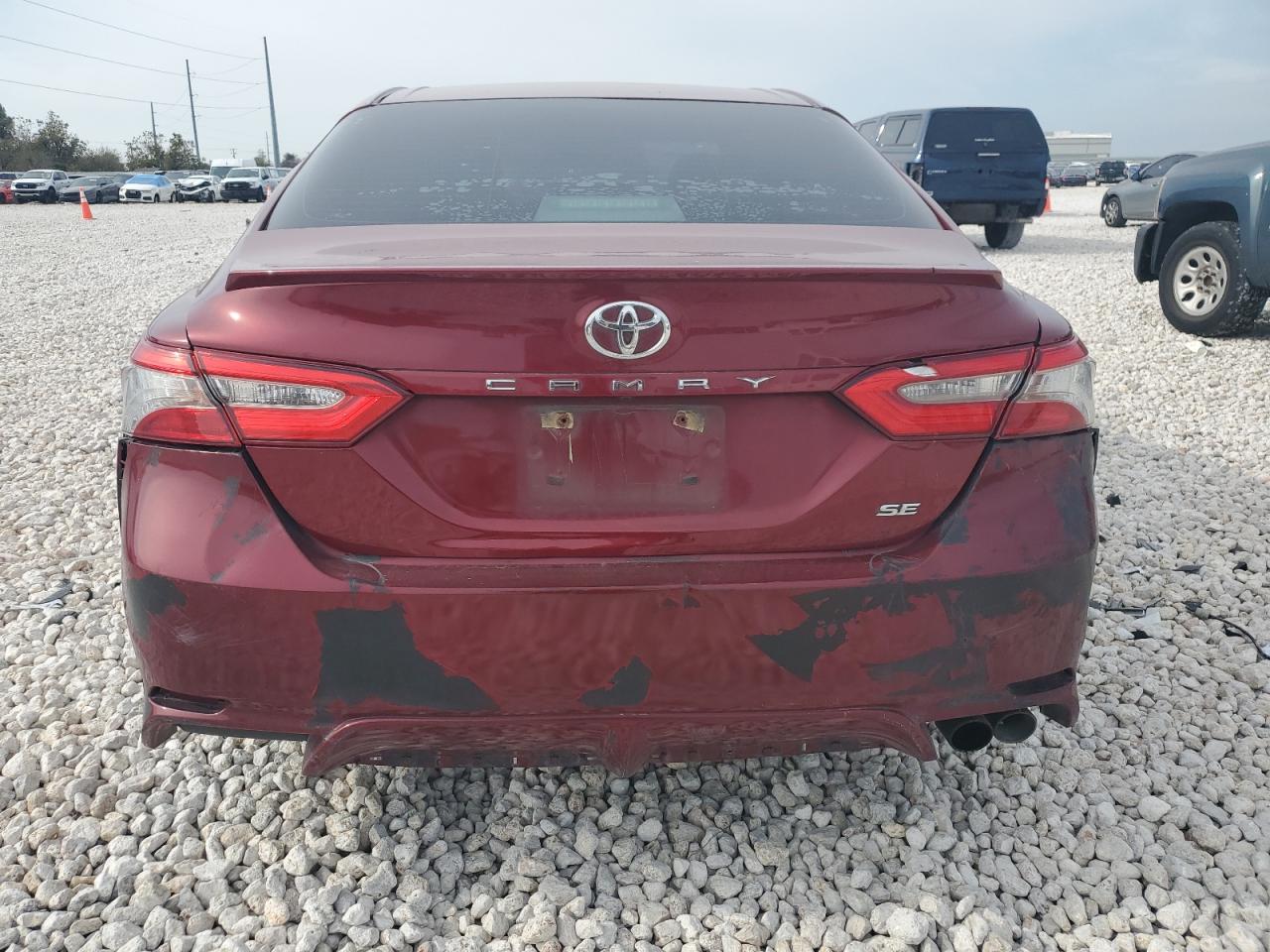 VIN 4T1B11HK9JU576340 2018 TOYOTA CAMRY no.6