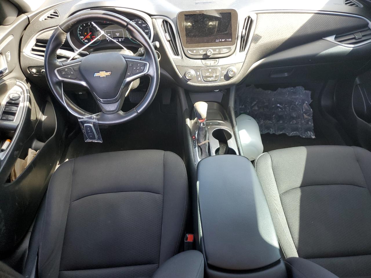 2021 Chevrolet Malibu - Image 8