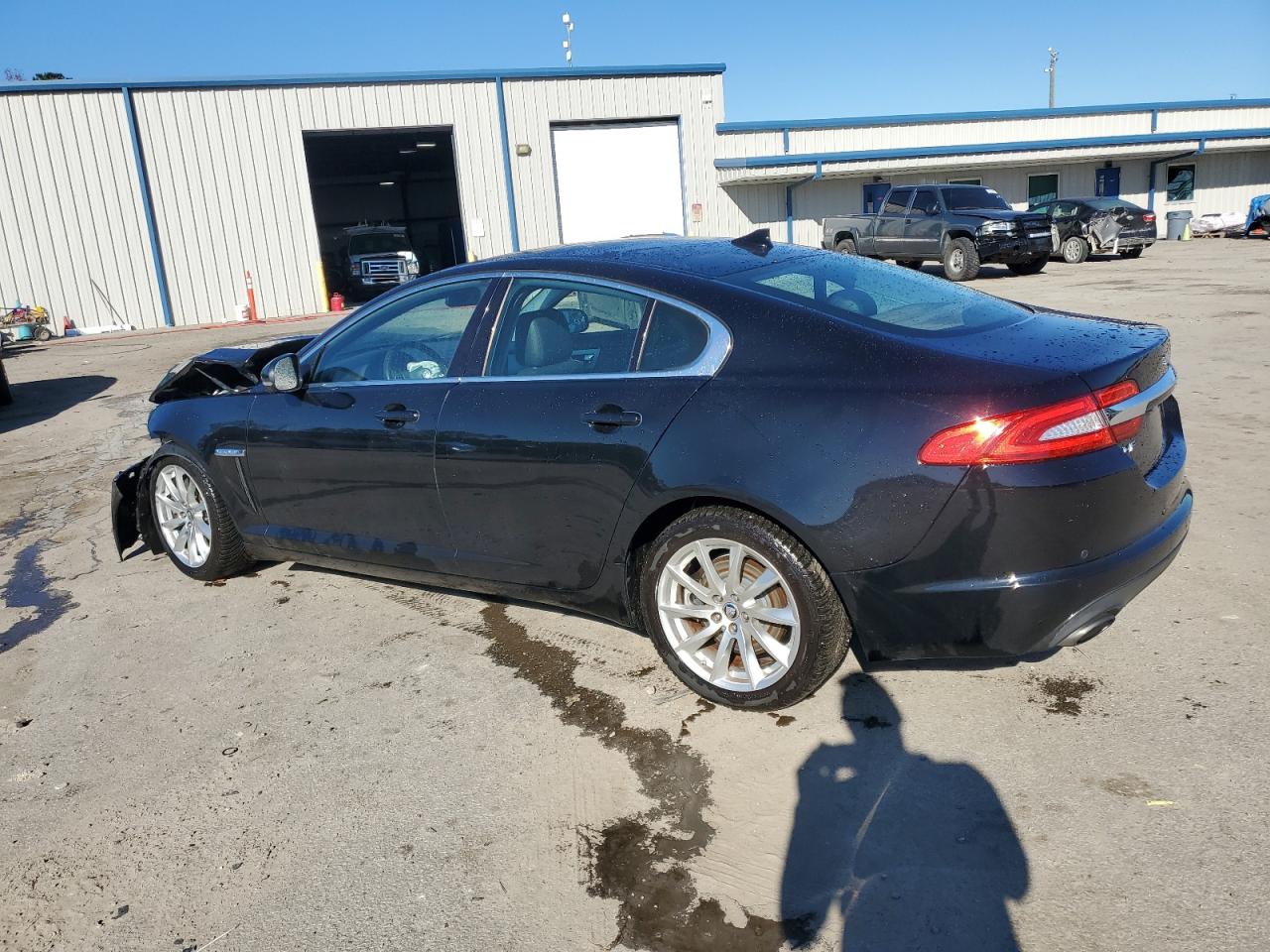 2013 Jaguar XF - Image 2