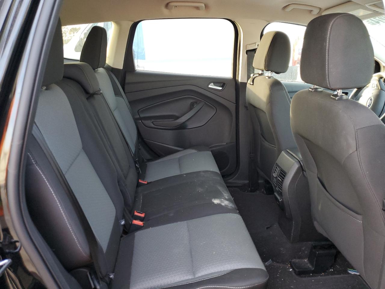 2017 Ford Escape - Image 11