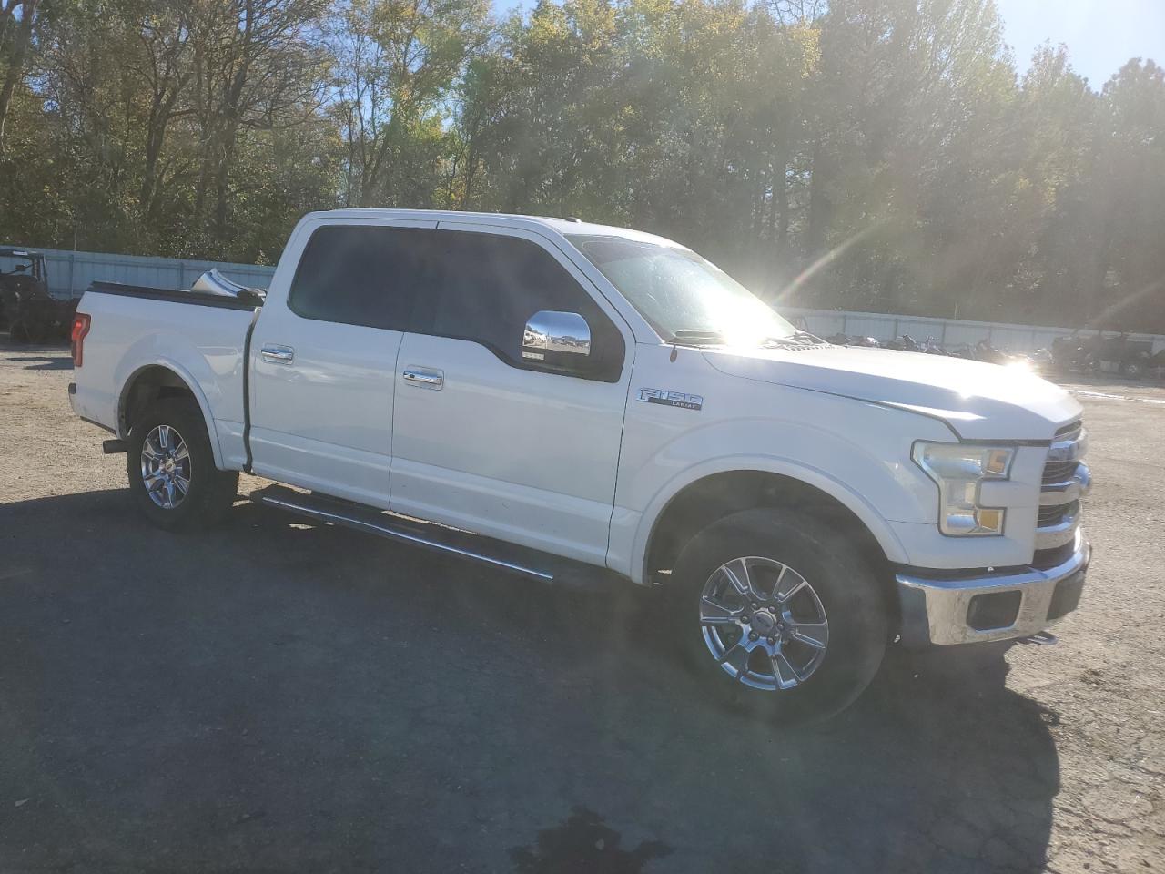 2015 Ford F-150 - Image 4