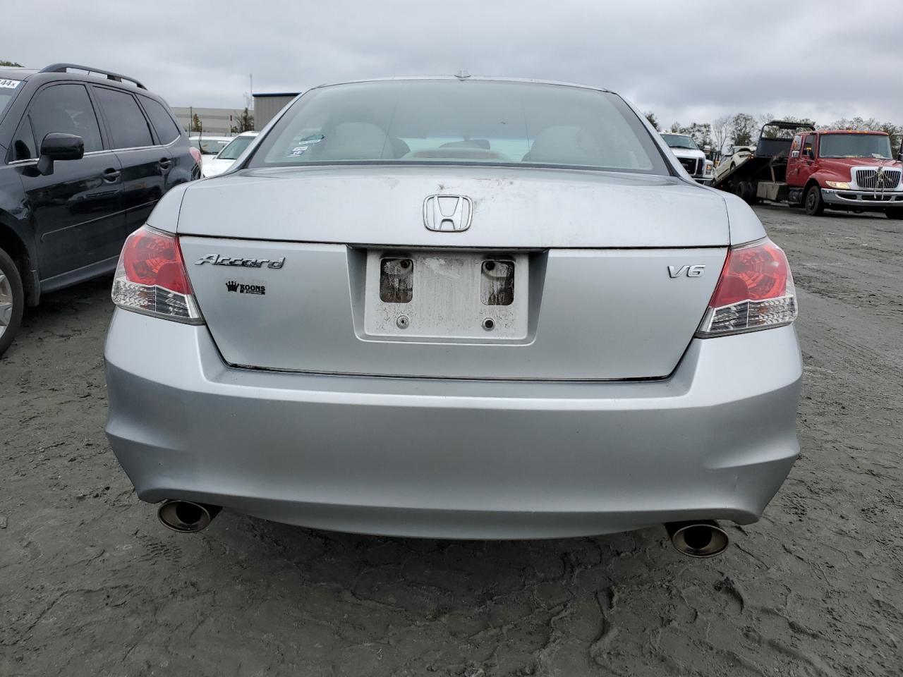 2009 Honda Accord - Image 6
