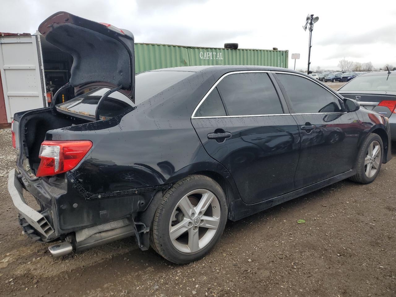 VIN 4T1BF1FK4EU472414 2014 TOYOTA CAMRY no.3