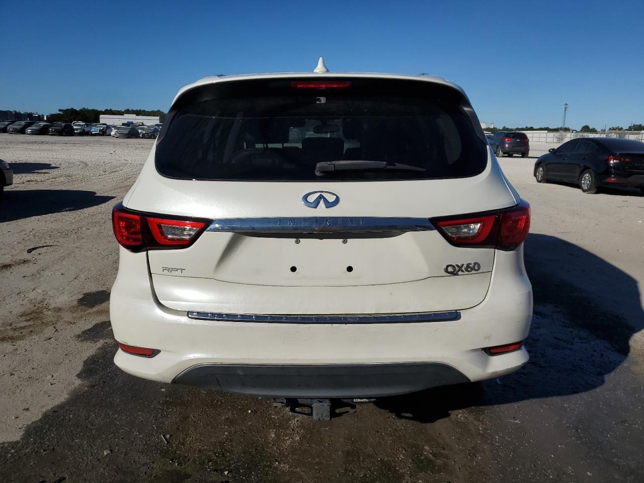 2017 Infiniti QX60 - Image 6