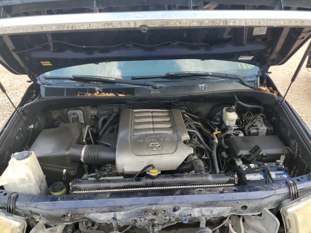 2010 Toyota Tundra - Image 11