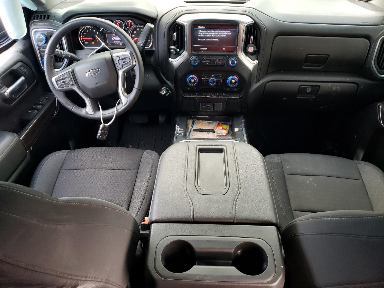 2022 Chevrolet Silverado - Image 8