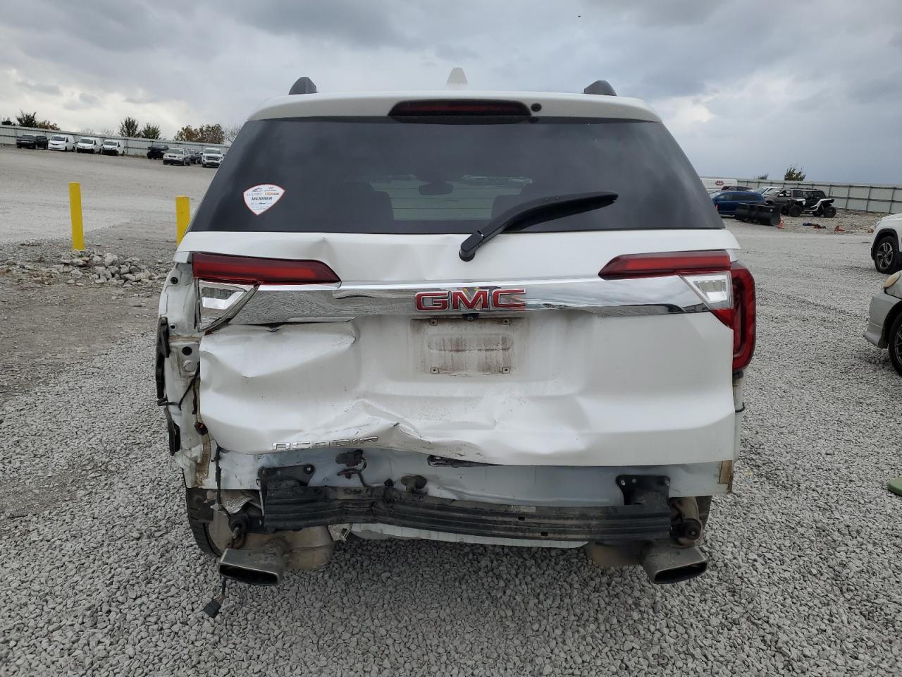 2020 GMC Acadia - Image 6