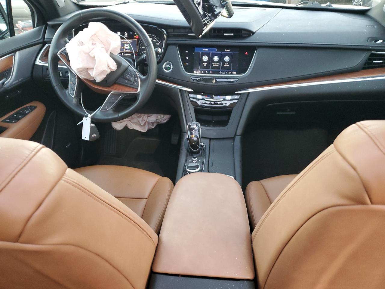 2021 Cadillac XT5 - Image 8