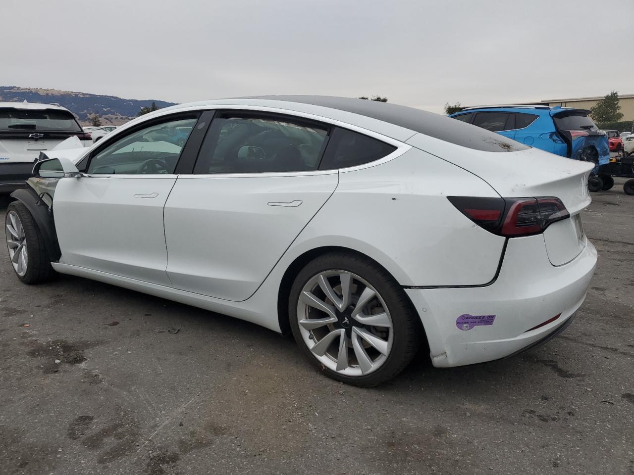 VIN 5YJ3E1EA9JF108237 2018 TESLA MODEL 3 no.2