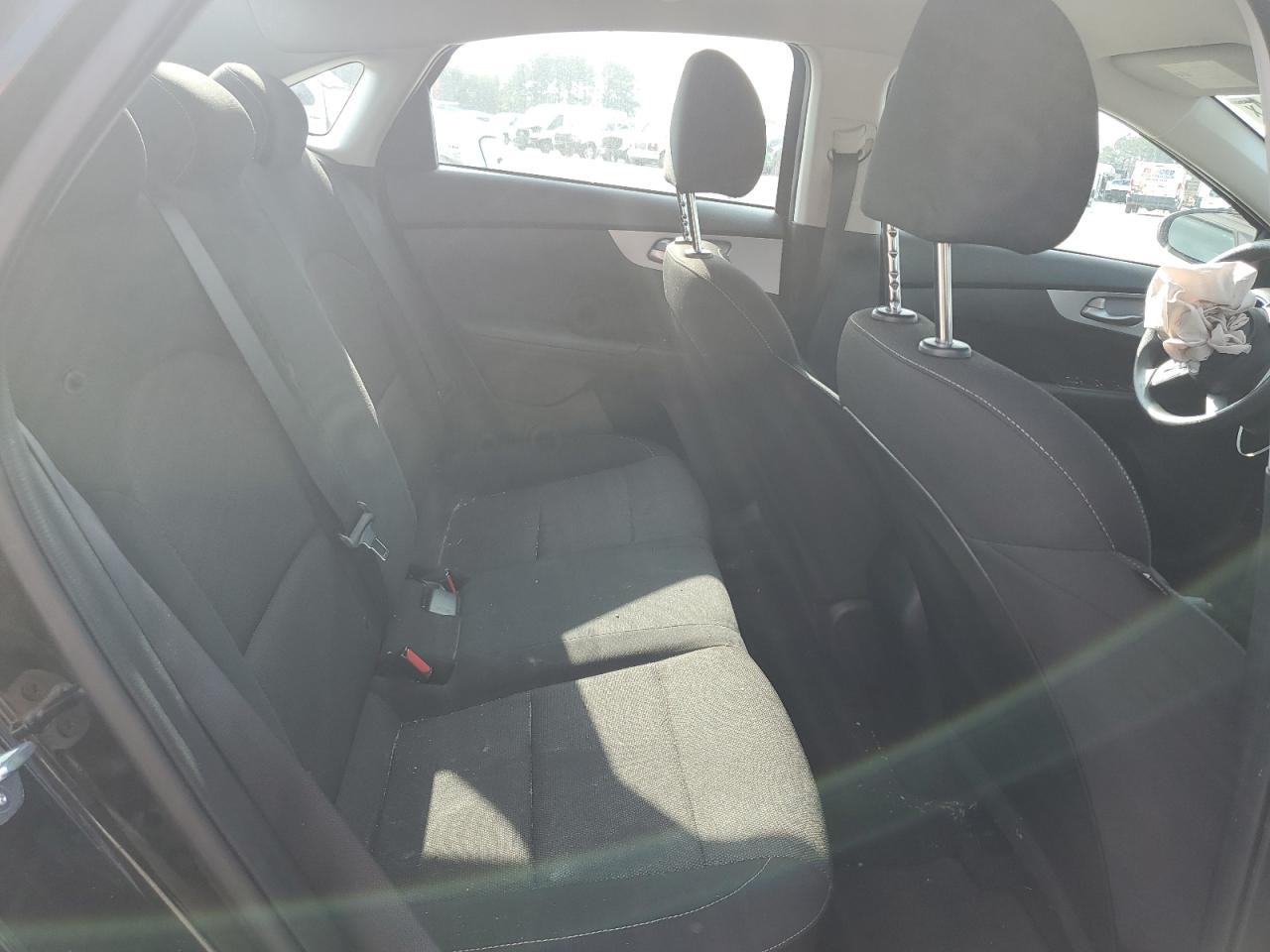 2024 Kia Forte - Image 10