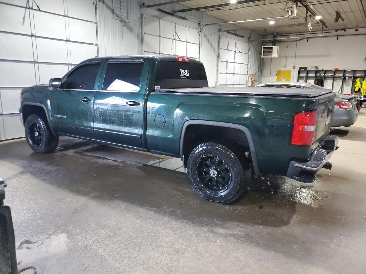 2014 GMC Sierra - Image 2