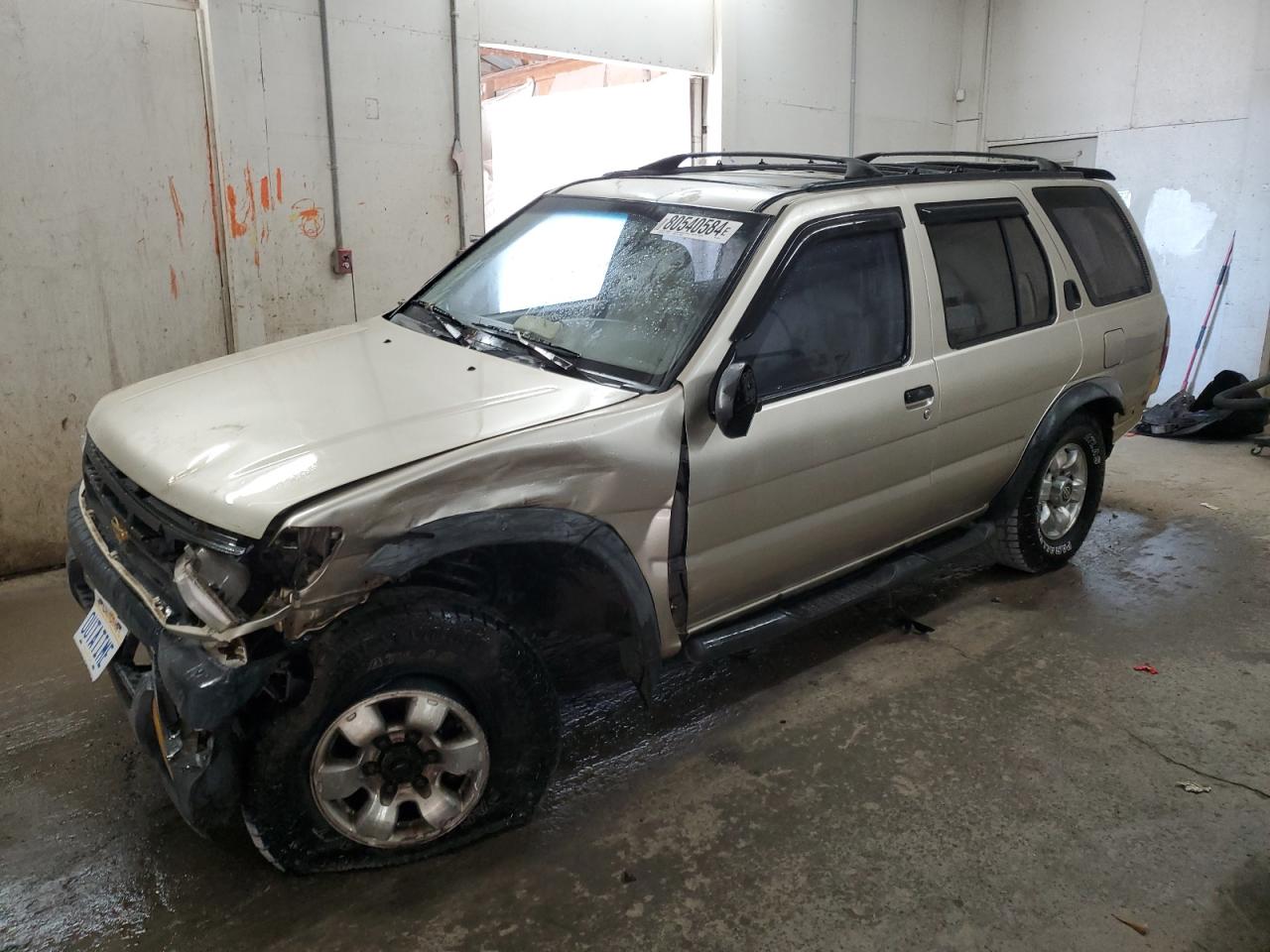 1996 Nissan Pathfinder - Image 1