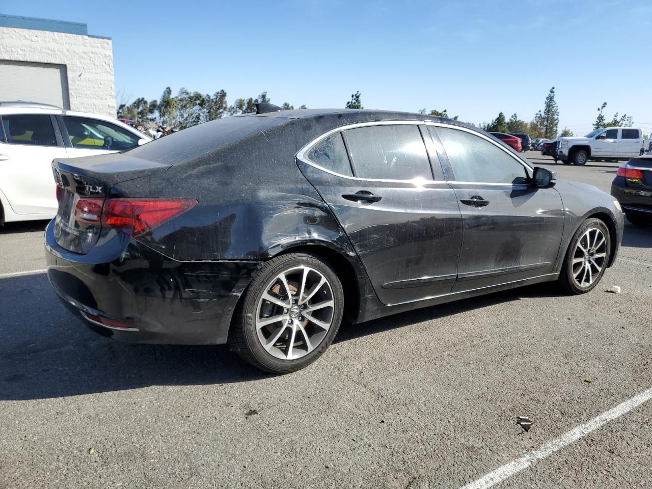2015 Acura TLX - Image 3