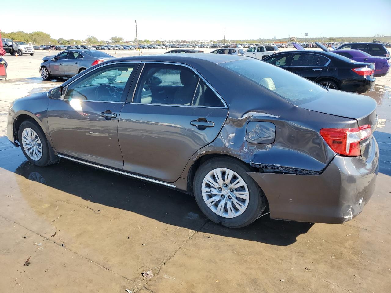 VIN 4T4BF1FKXDR286932 2013 TOYOTA CAMRY no.2